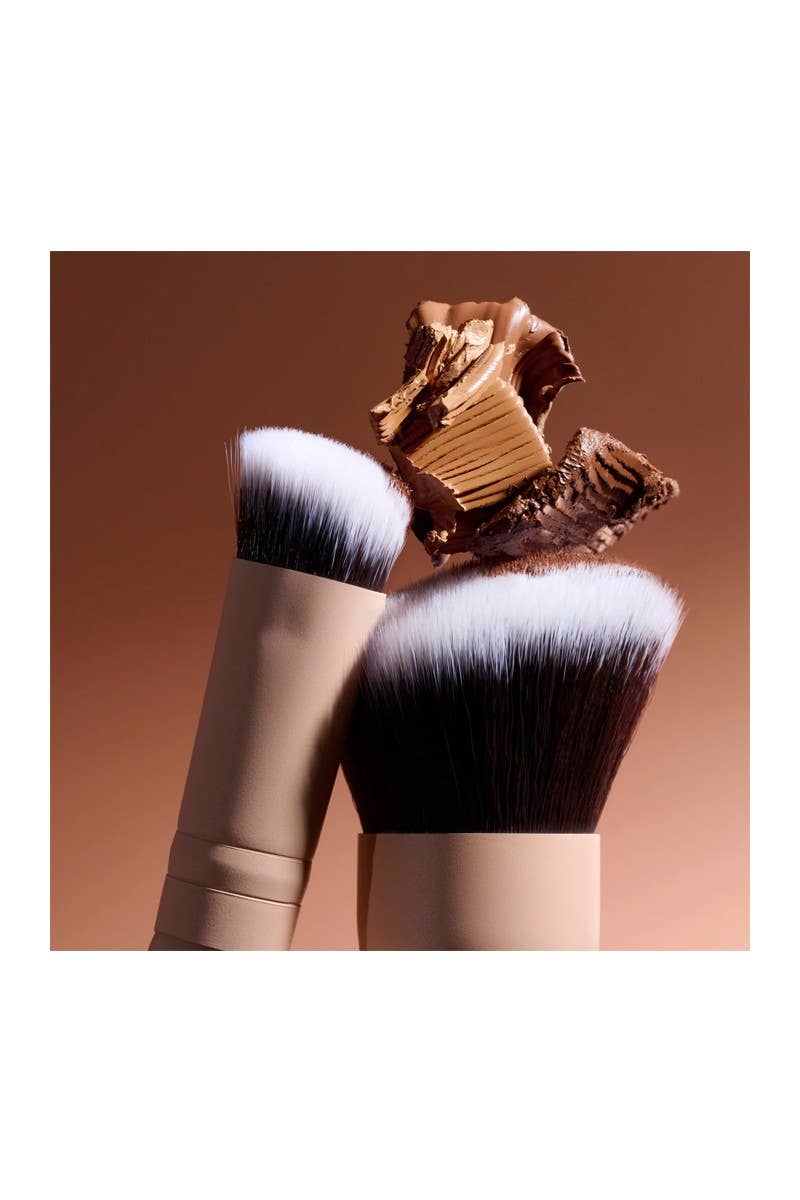 BEAUTY CREATIONS -  SCCB Snatch and Sculpt Brush