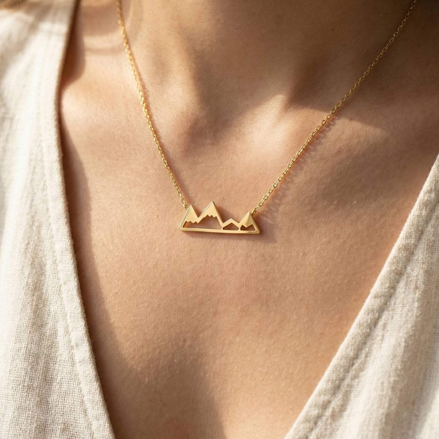 Mountain Cutout Pendant Necklace