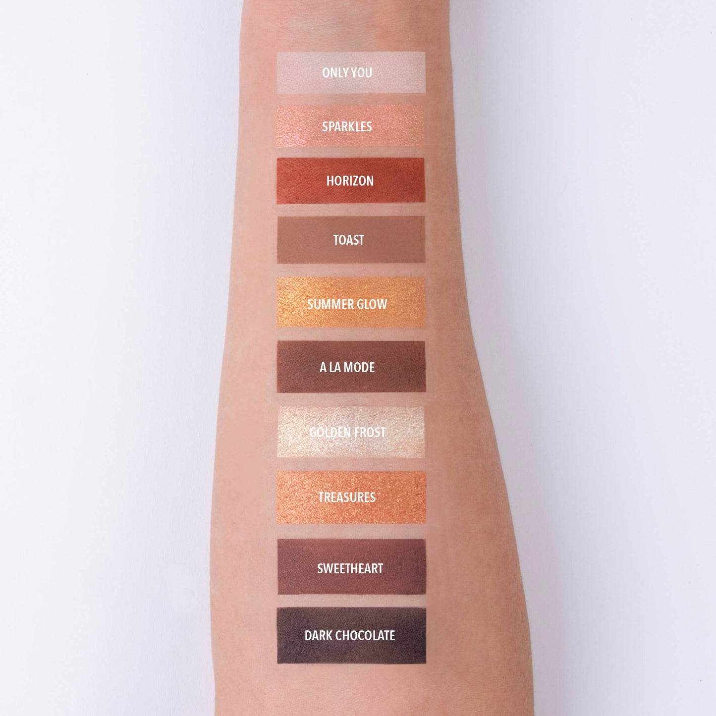 MOIRA - Fairy tale Shadow Palette - 004 A Dash of Gold
