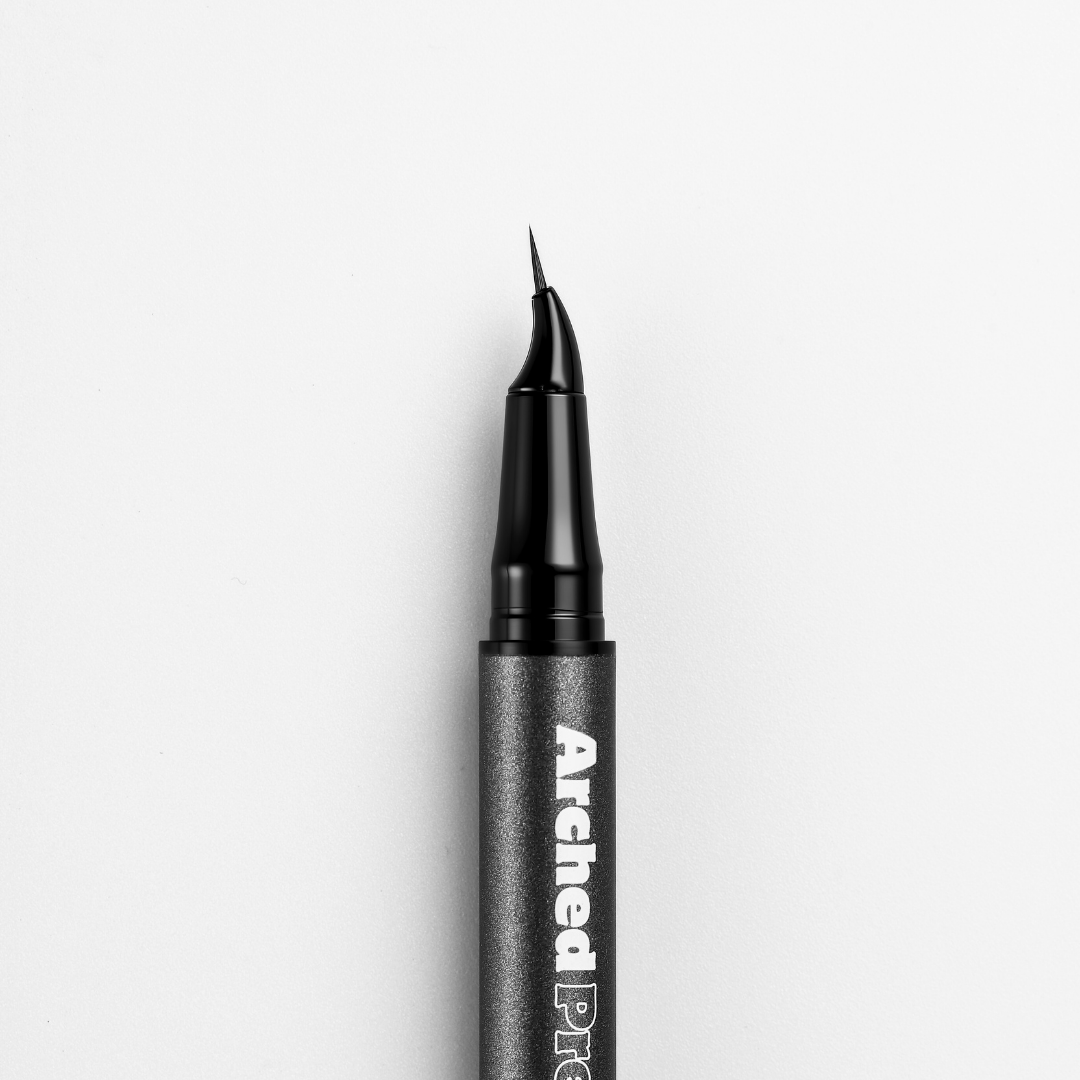 OZ LAB BEAUTY - Arched Precision Waterproof Micro Tip Liquid Eyeliner Pen