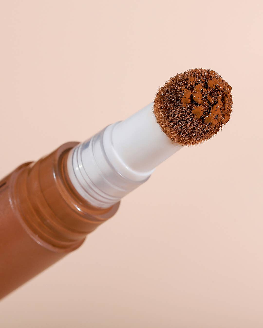 OZ LAB BEAUTY - Calypso Glow Wand - Liquid Contour
